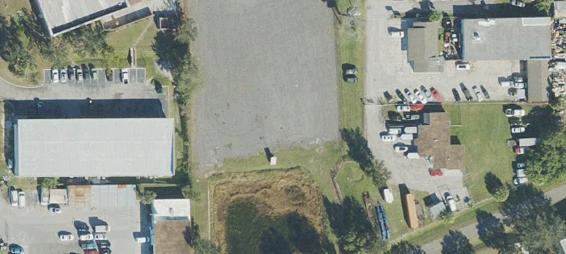 Aloma Ave
