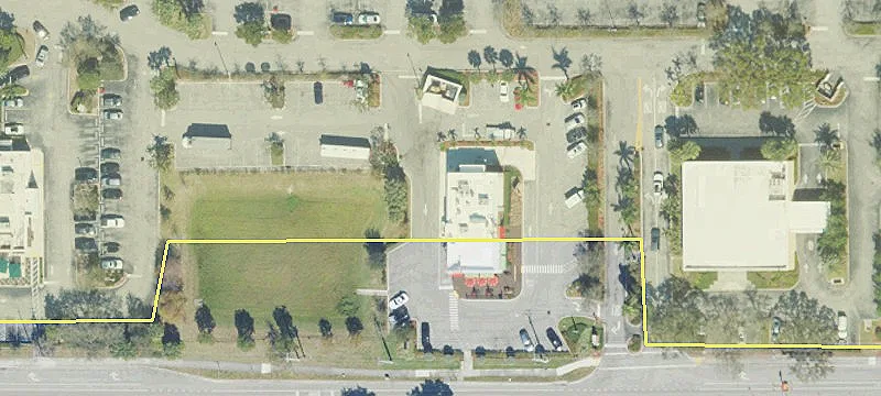 3333 Hillsboro Blvd