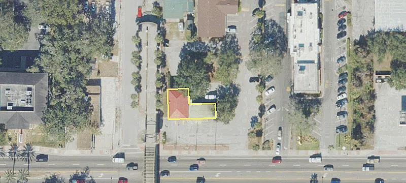 215 Main St