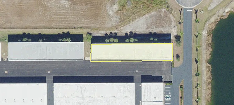 14702 Tarmac Cta5