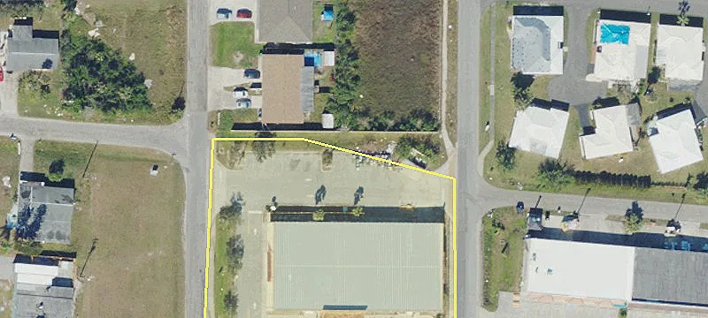 12995 Tamiami S Trl