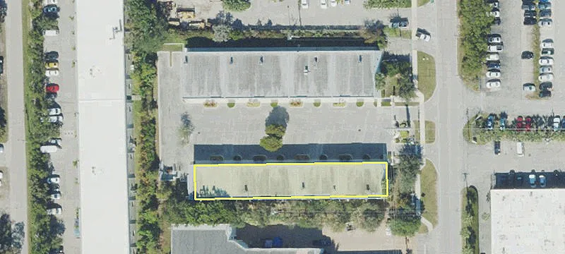 2937 Ravenswood Rd, Unit 8N