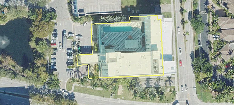 20805 Biscayne Blvd
