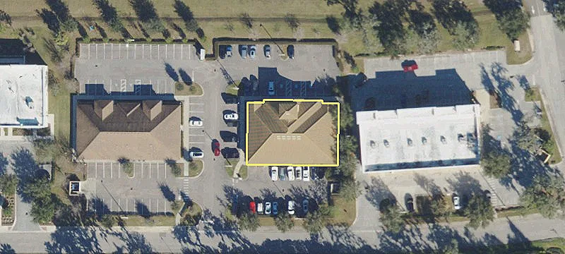 16305 Fishhawk Blvd