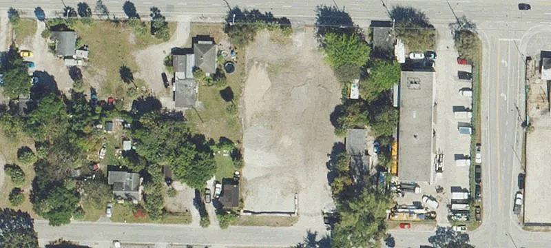 2818 Westgate Ave