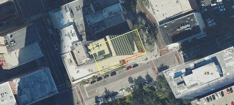 220 Madison St