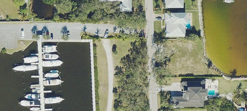 1295 Banana Riv Dr