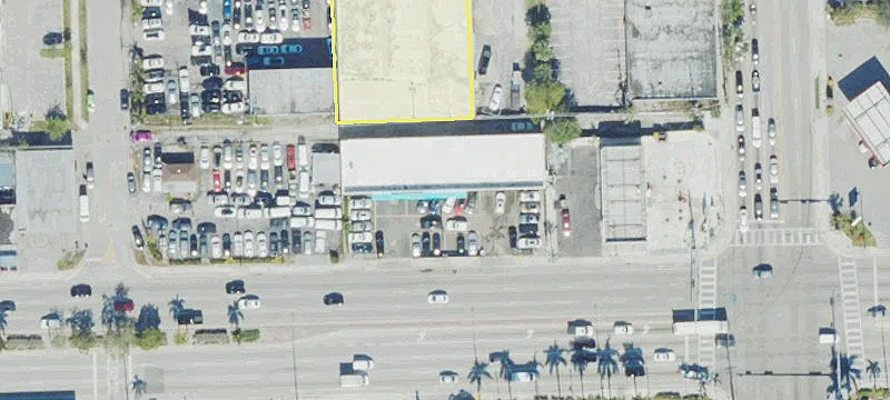 711 Broward Blvd