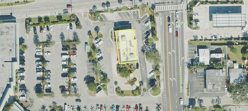 2700 Davie Blvd