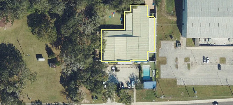 802 Lumsden Rd