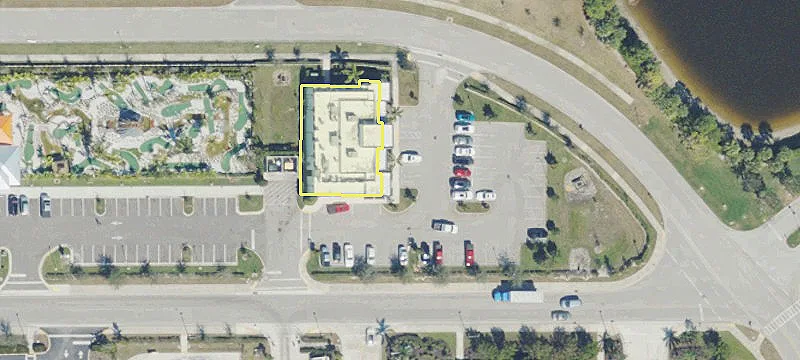 9010 Bellaire Bay Dr