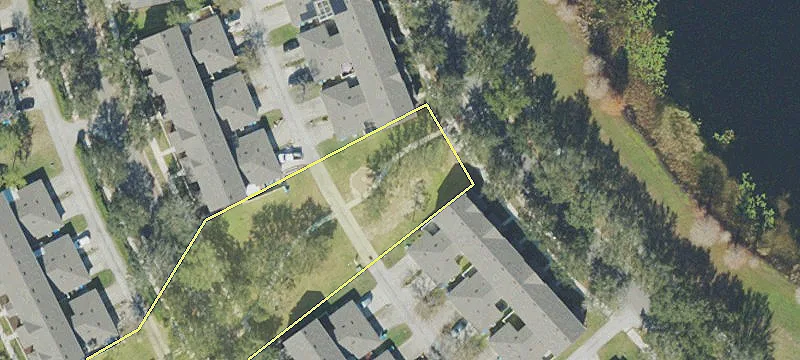 Lk Smith Cir