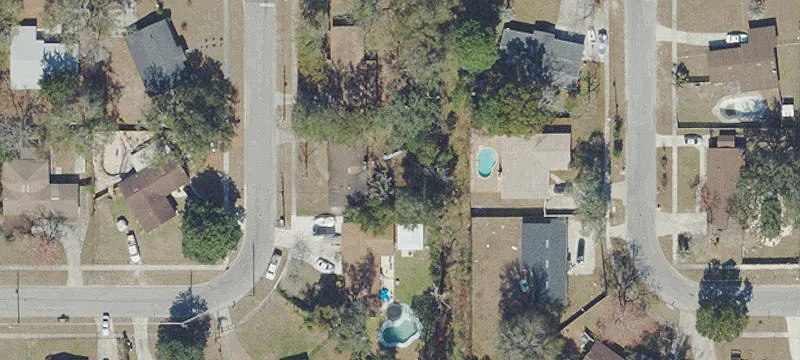 Kingsley Ave