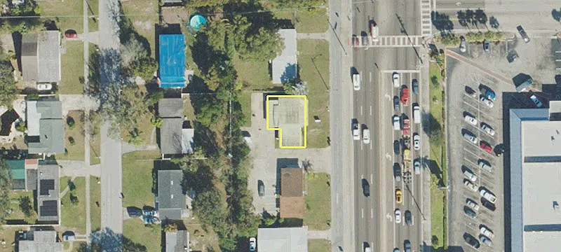 10 Semoran Blvd
