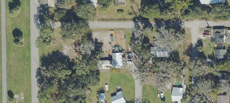 305 Tammy St