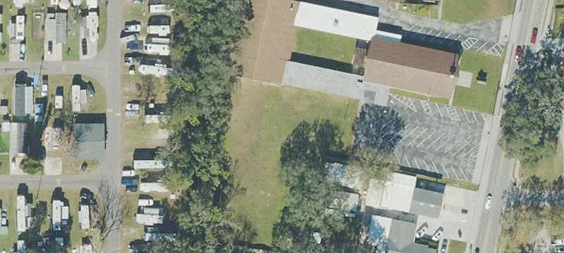Lakeview Ave
