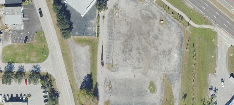 4329 Tamiami Trl