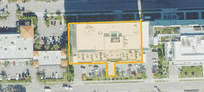 2801 213th St Ste, Unit 901