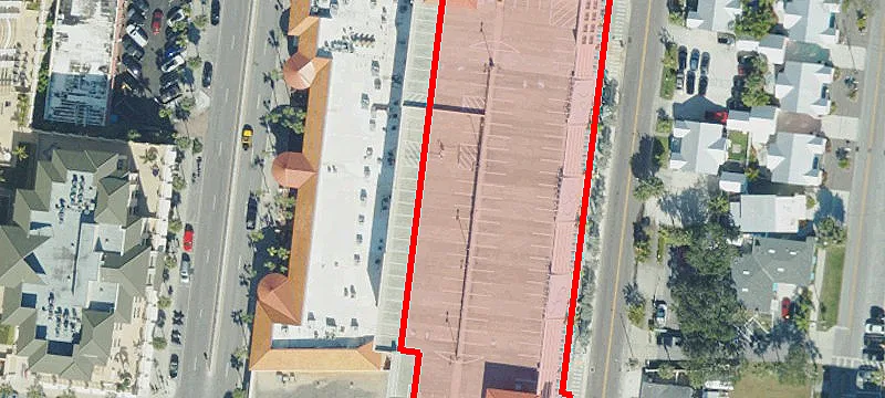 490 Poinsettia Ave