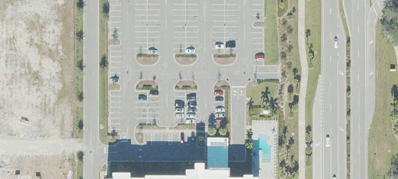 2400 Town Ctr Ave