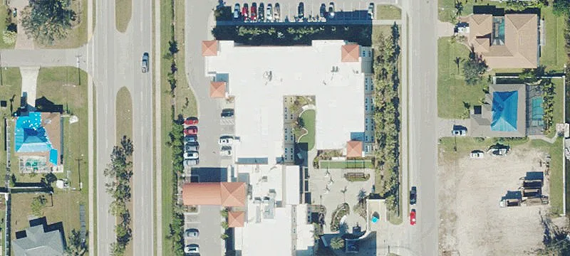 2219 Chiquita S Blvd