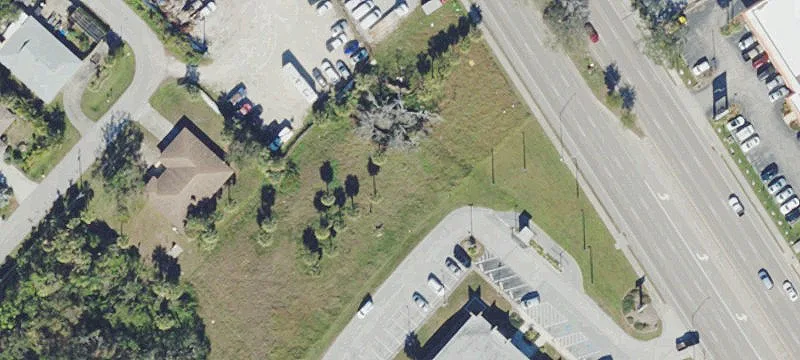 2160 Tamiami Trl