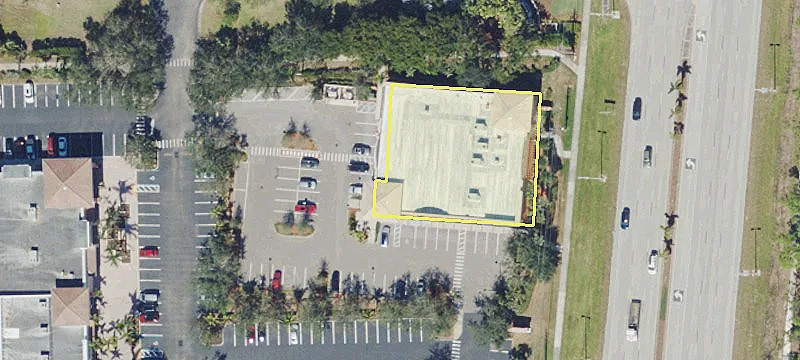 21700 Tamiami Trl