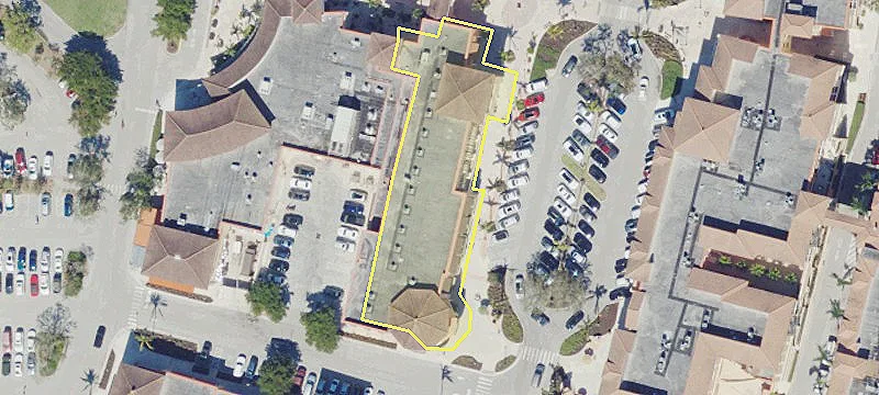 23160 Fashion Dr, Unit R219