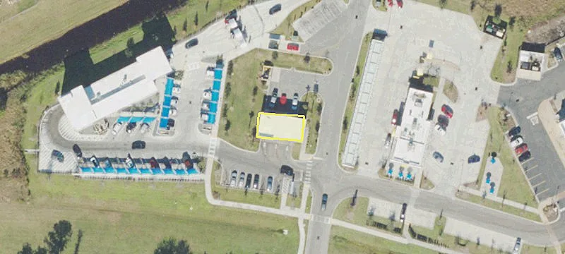1035 Cypress Pkwy