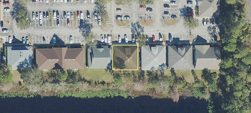 405 Waymont Ct