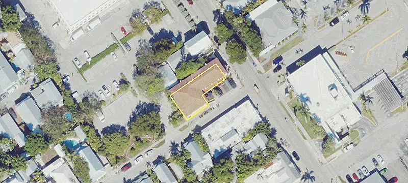 1128 Simonton St