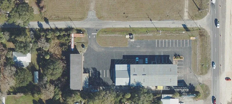 1590 Suncoast Blvd