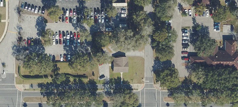 402 Highland Blvd