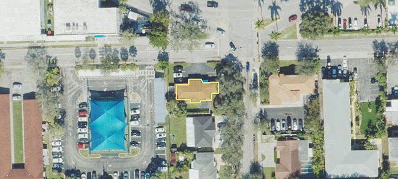 2600 Van Buren St