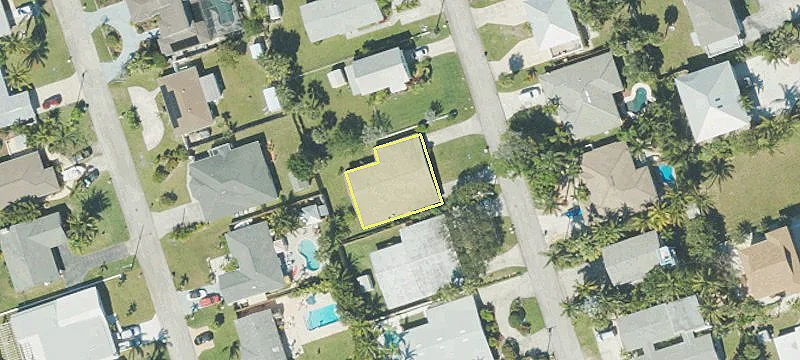 1115 Hernando St