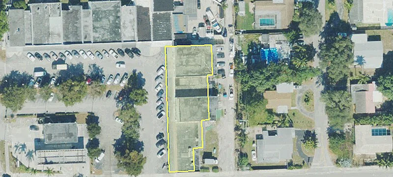 7157-7159 Pembroke Rd