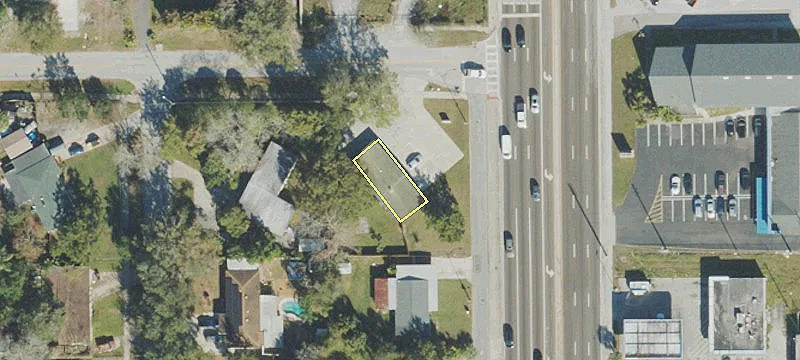 26 Semoran Blvd