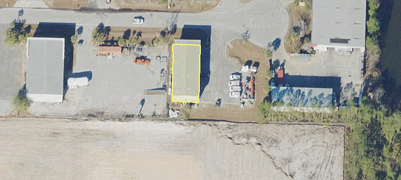 176 Commercial Pkwy