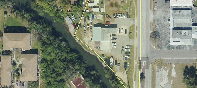 1408 Betty Ln