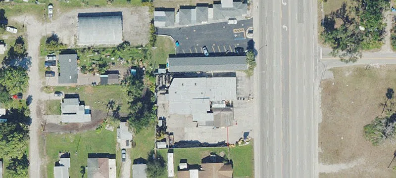 1535 Tamiami Trl