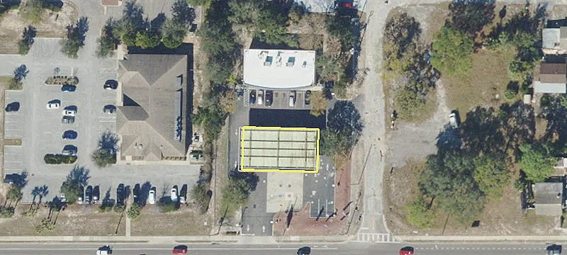 7611 State Rd 52