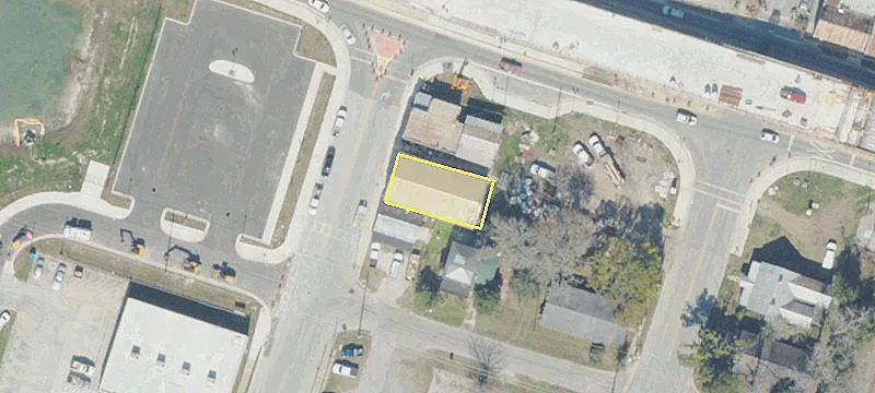 228 Walnut St