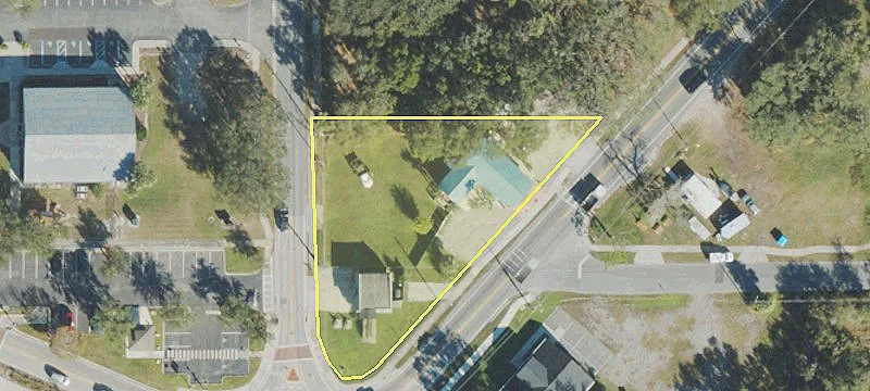 295 Geneva Dr