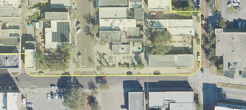 300 2nd St
