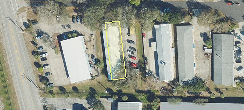 663 2nd Ln