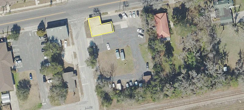 206 Macclenny Ave