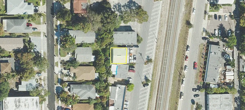 258 2nd Ave
