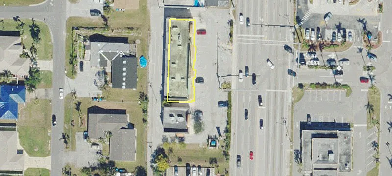 1806 Del Prado S Blvd