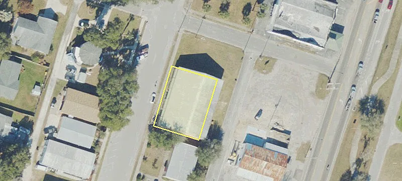 582 Umatilla Blvd