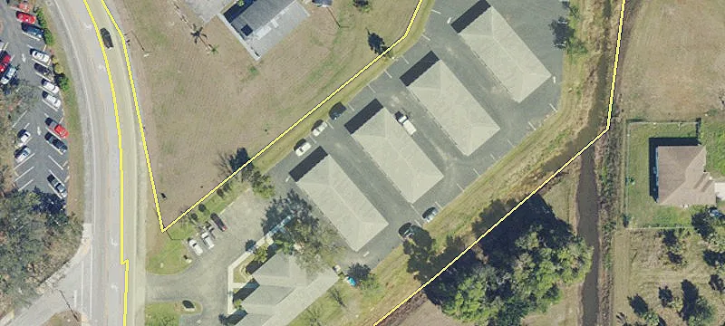 302 Lee Blvd